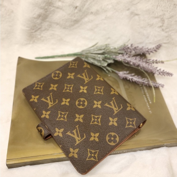 Authentic pre-owned Louis Vuitton agenda mm journal cover desk - Picture 4 of 14